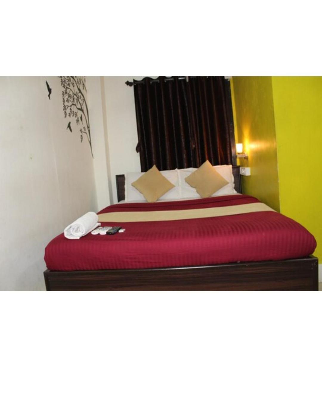 Hotel Saffron Inn 뭄바이 외부 사진